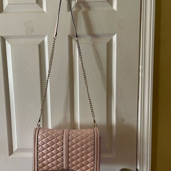 Rebecca Minkoff  Love leather Convertible Bag, Quilted Pink detachable strap . - Picture 6 of 16